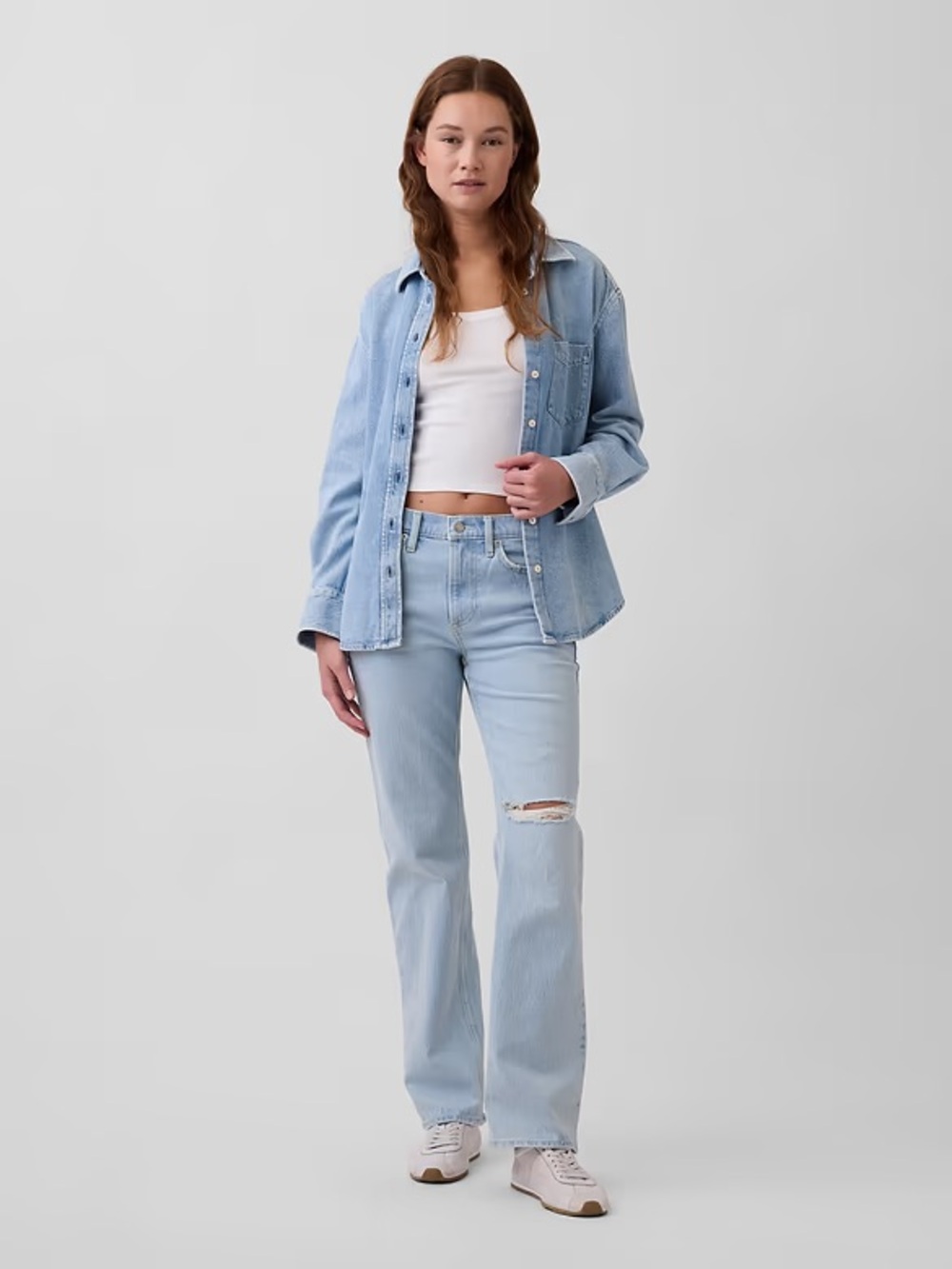 NWOT GAP Mid Rise Relaxed Straight Jeans - Light Wash, TALL